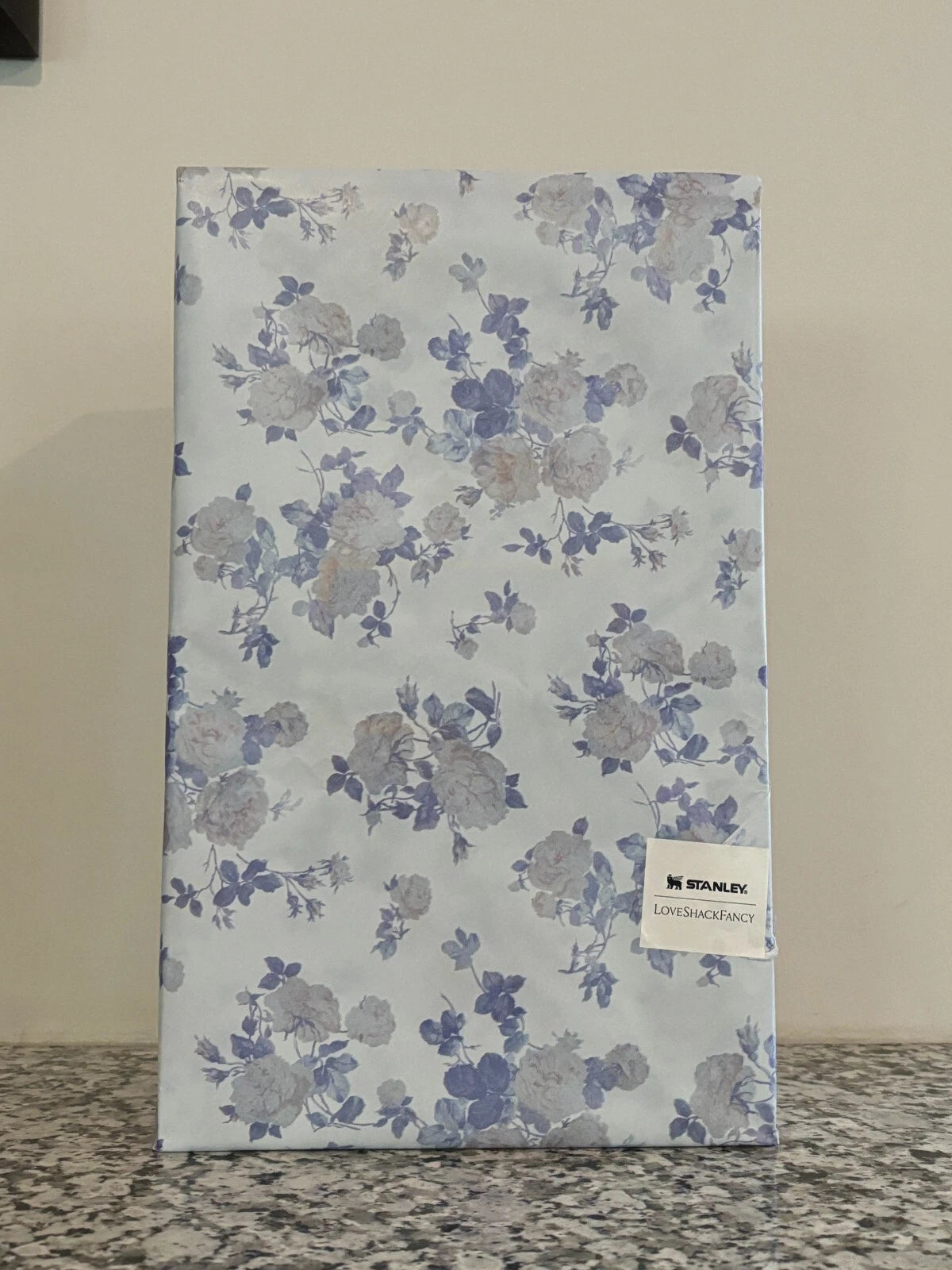 Stanley x LoveShackFancy Everblooming Rosettes 40oz H2.0 Tumbler – New & Authentic