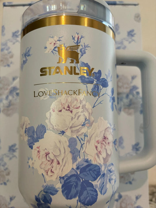 Stanley x LoveShackFancy Everblooming Rosettes 40oz H2.0 Tumbler – New & Authentic